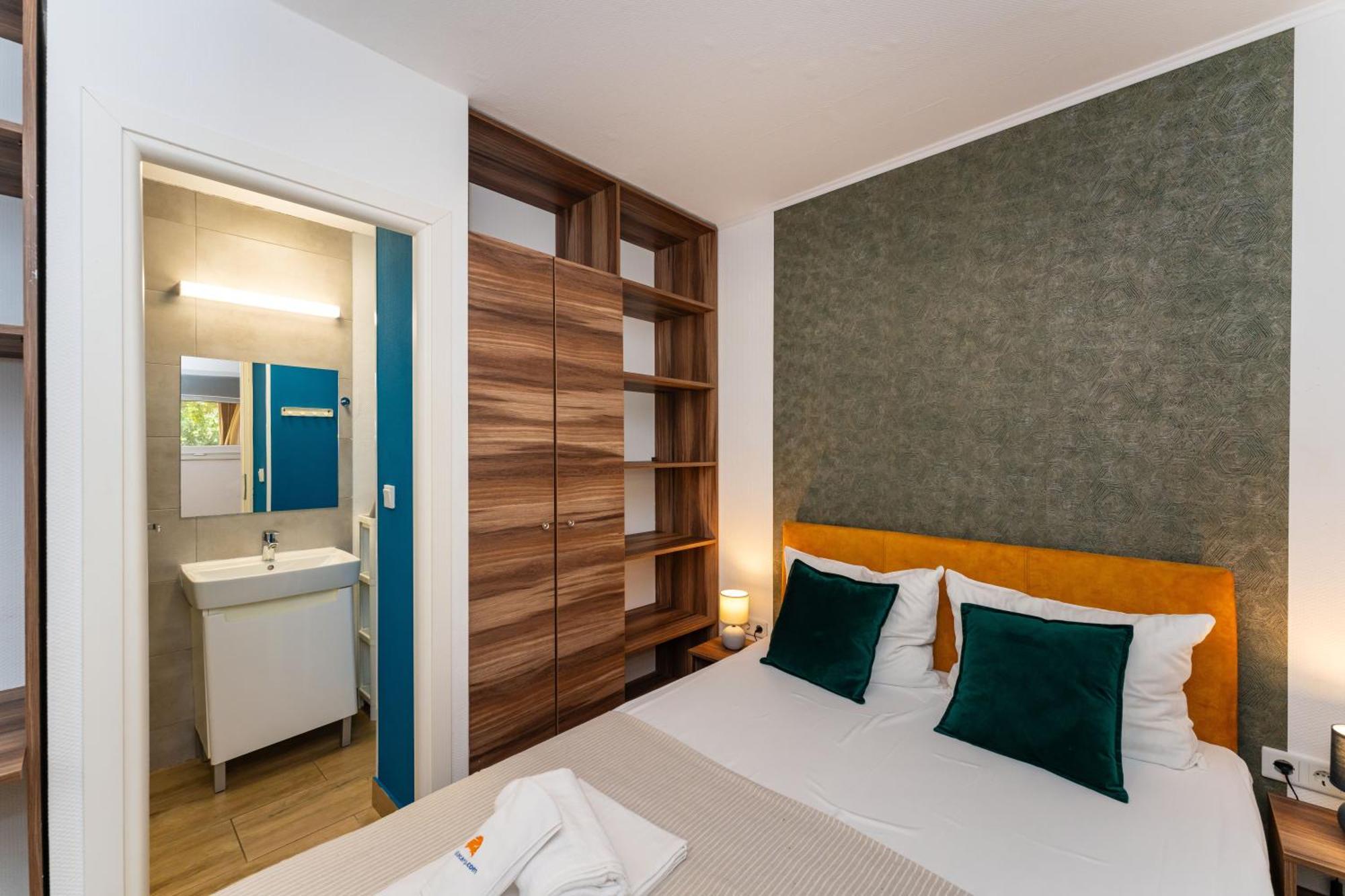Croatia Camp Premium Hotel Vodice Exterior photo