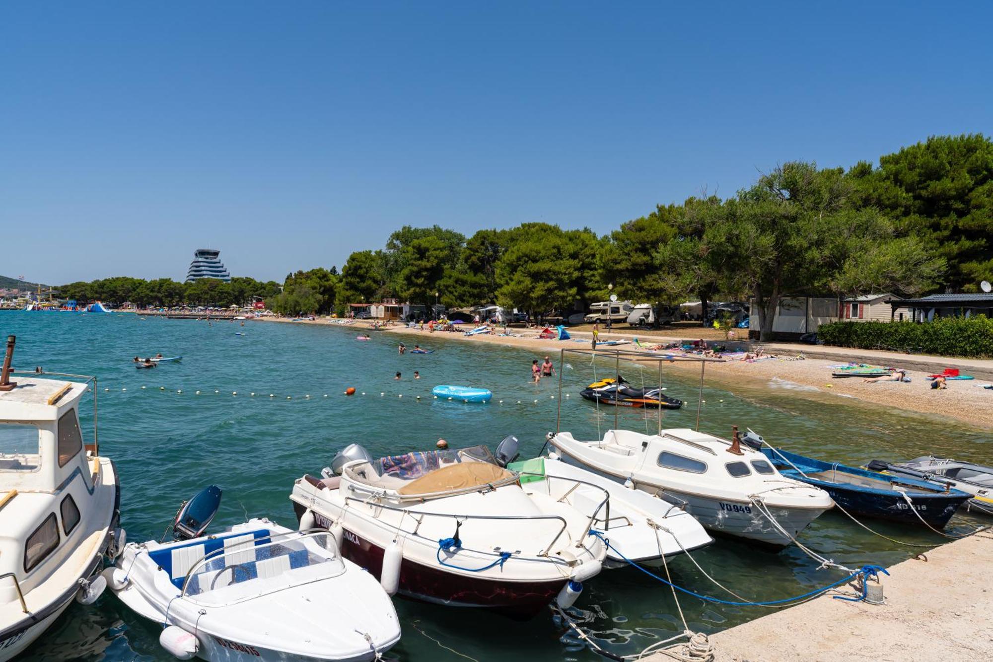 Croatia Camp Premium Hotel Vodice Exterior photo